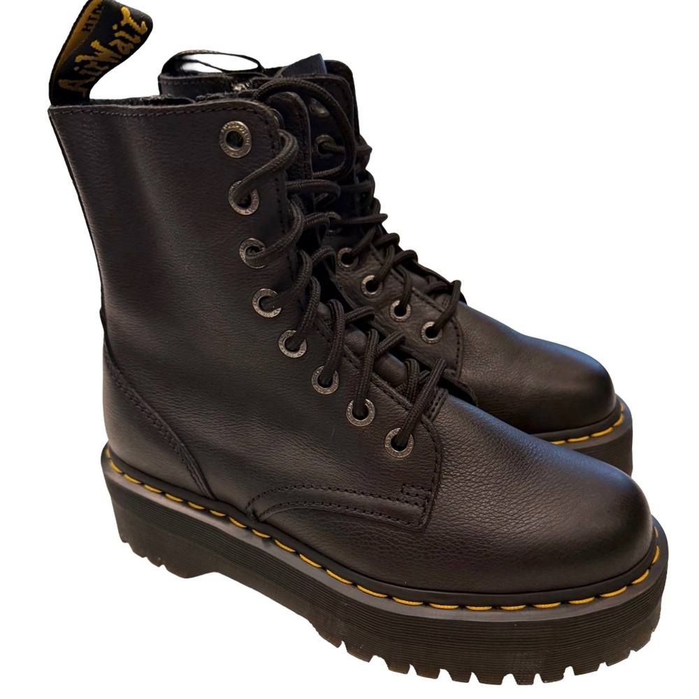 Dr Martens Jadon III Unisex 8 Eye Unisex Leather Boots In Black Sz W-8 M-7 NEW